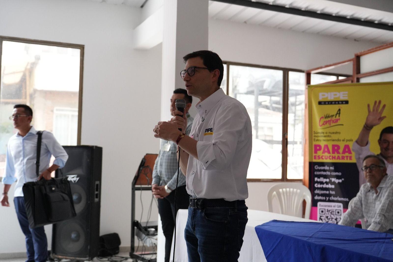 Miniatura de Pipe Córdoba propone hospitales veterinarios gratuitos con respaldo de Yeferson Cossio