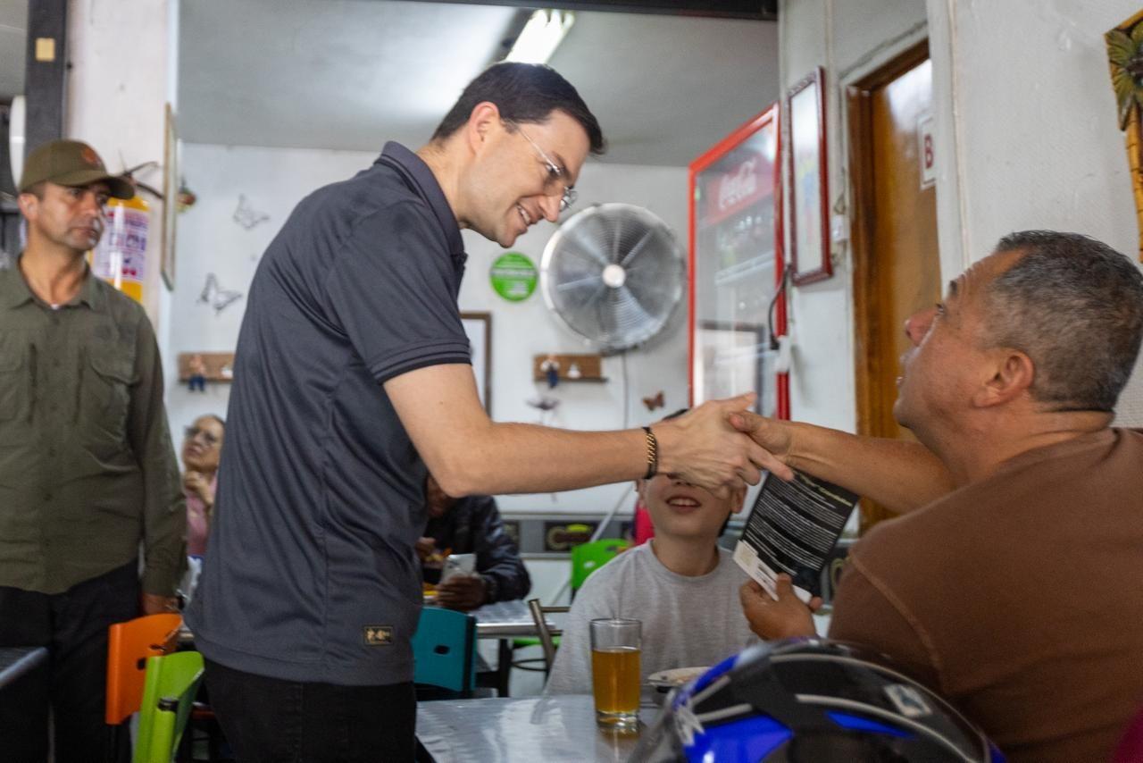 Miniatura de Pipe Córdoba irrumpe como el candidato del orden y la autoridad